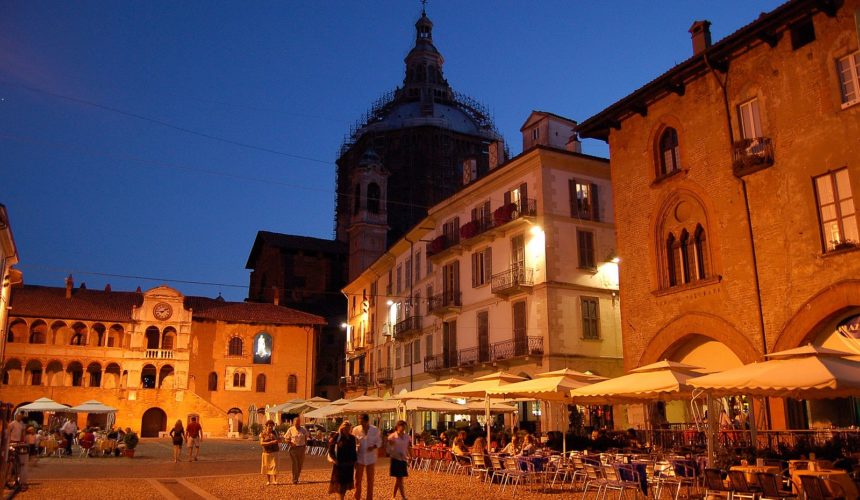 Otello, Romeo e Giulietta, Macbeth in Piazza della Vittoria a Pavia