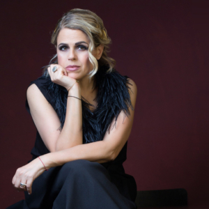Tosca al Fraschini | Appunti musicali dal mondo | Winter Jazz Portraits / 23 dicembre, h 20.30