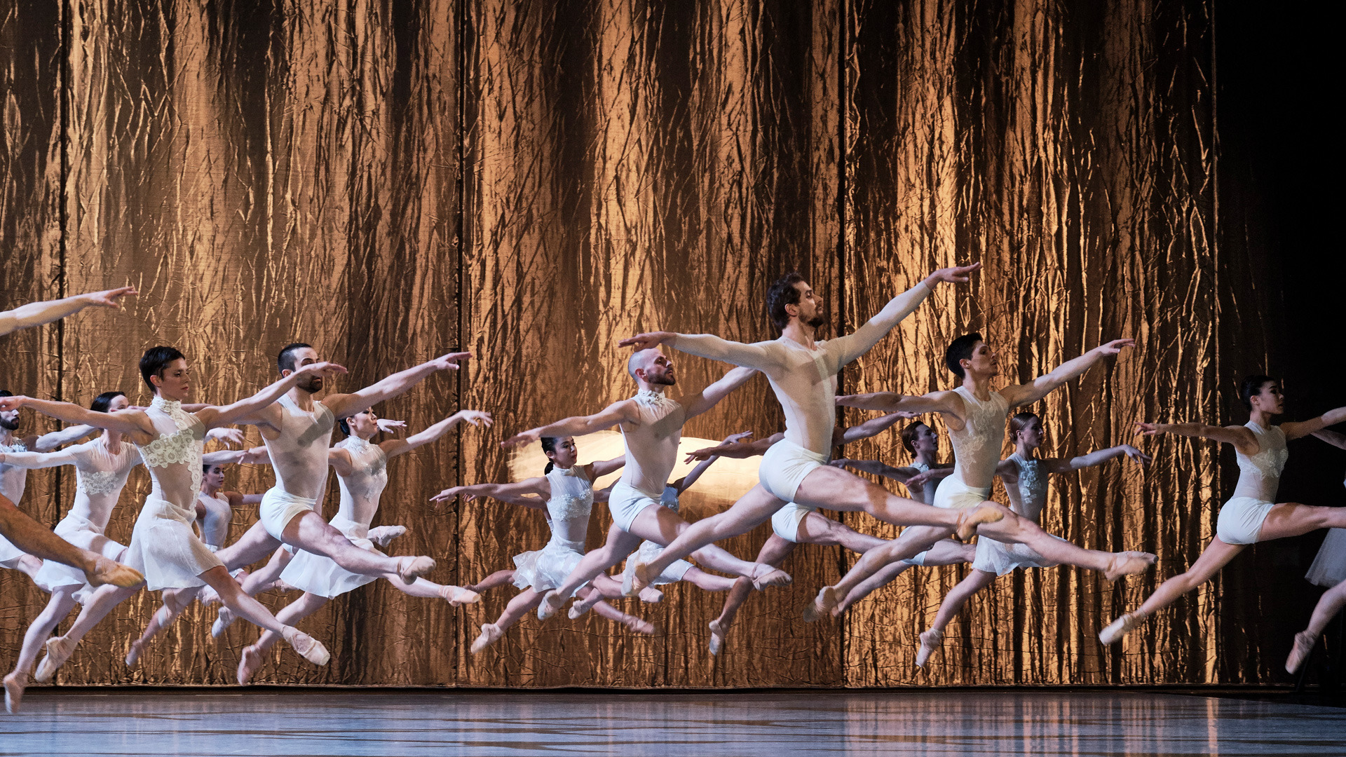 LE LAC DES CYGNES Ballet de l’Opéra national du Rhin