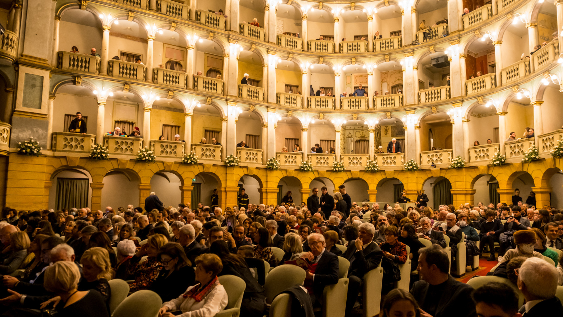 San Siro a Teatro